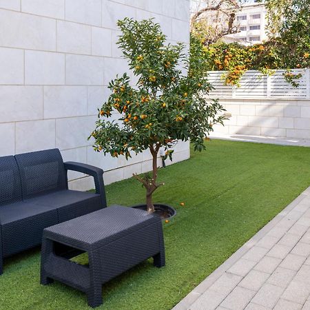 Balfour Sea View City Center Nahariya Extérieur photo