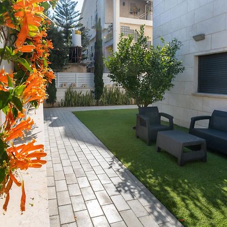 Balfour Sea View City Center Nahariya Extérieur photo