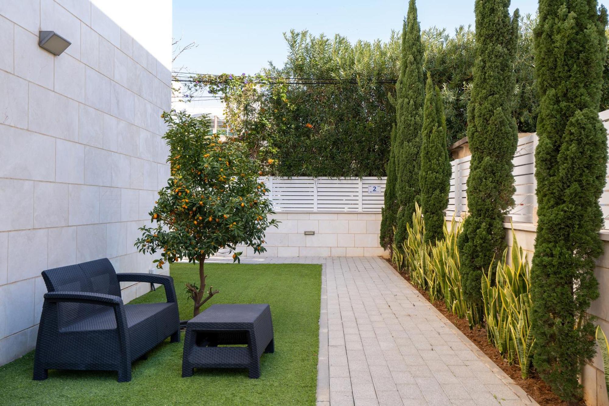 Balfour Sea View City Center Nahariya Extérieur photo