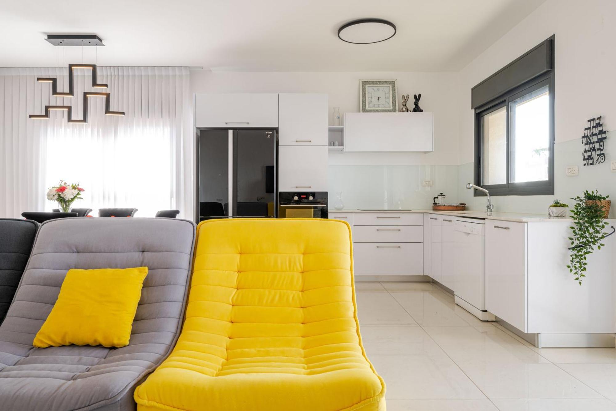 Balfour Sea View City Center Nahariya Extérieur photo