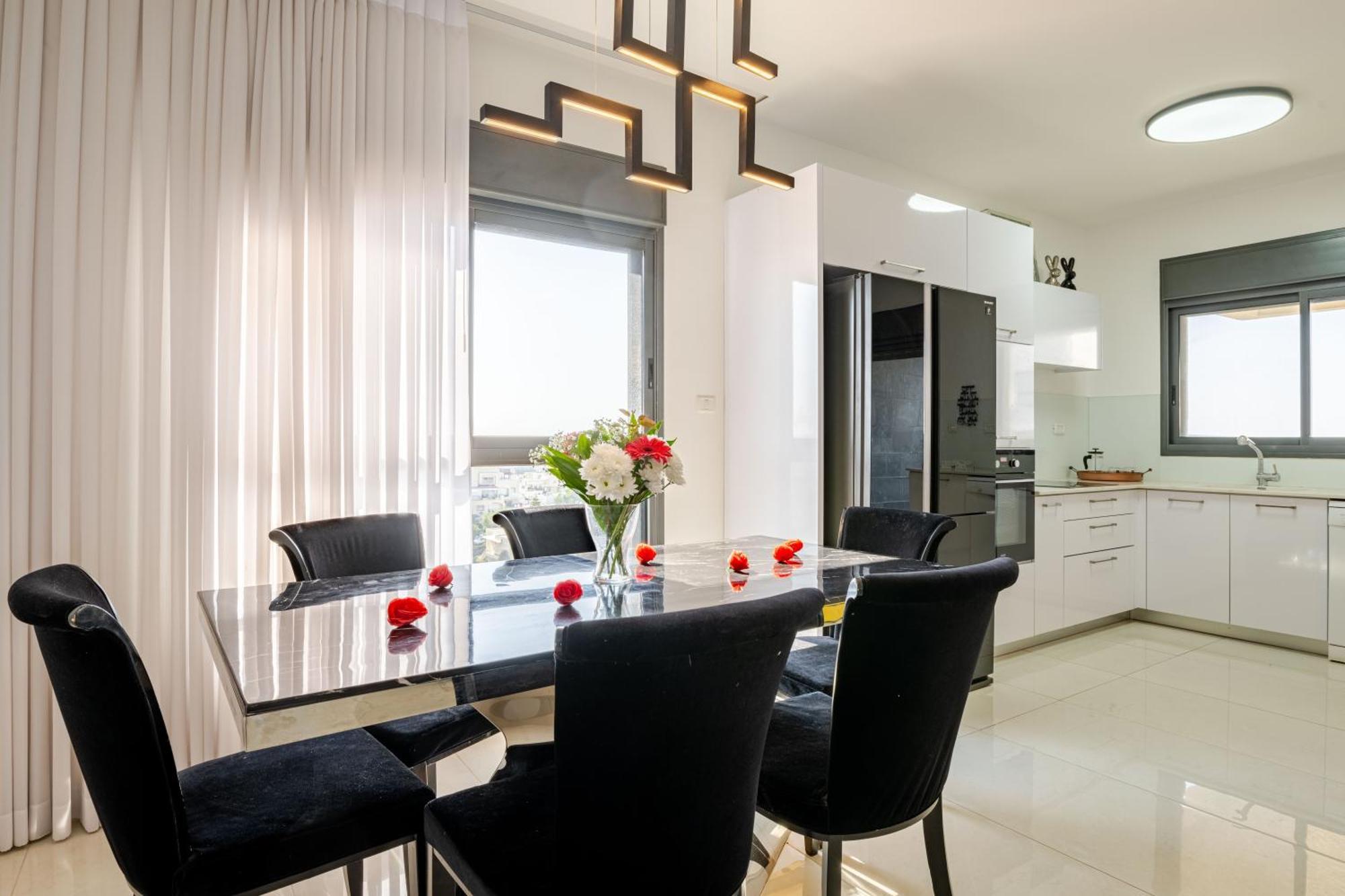 Balfour Sea View City Center Nahariya Extérieur photo