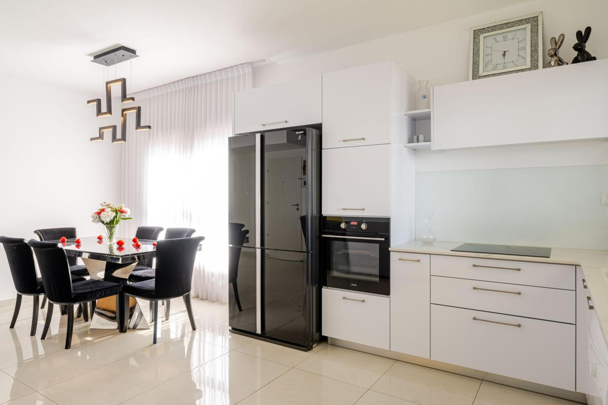 Balfour Sea View City Center Nahariya Extérieur photo