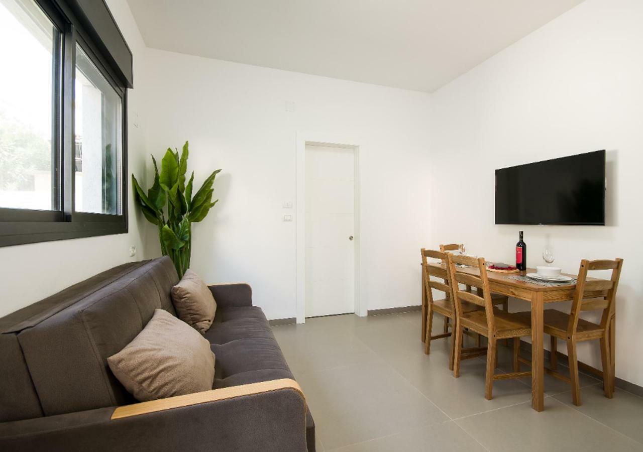 Balfour Sea View City Center Nahariya Extérieur photo